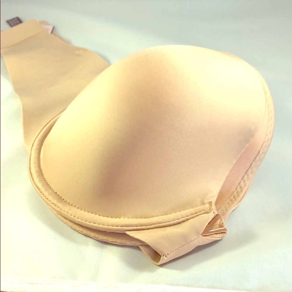 New Nude Victoria’s Secret Strapless Bra